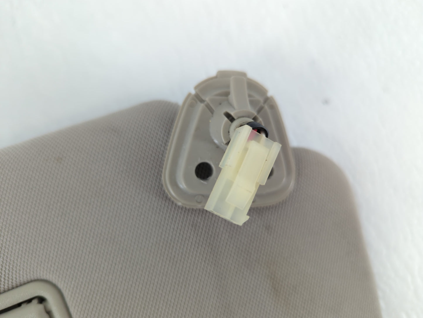 2009-2014 Nissan Murano Sun Visor Shade Replacement Passenger Right Mirror Fits 2009 2010 2011 2012 2013 2014 OEM Used Auto Parts - Oemusedautoparts1.com
