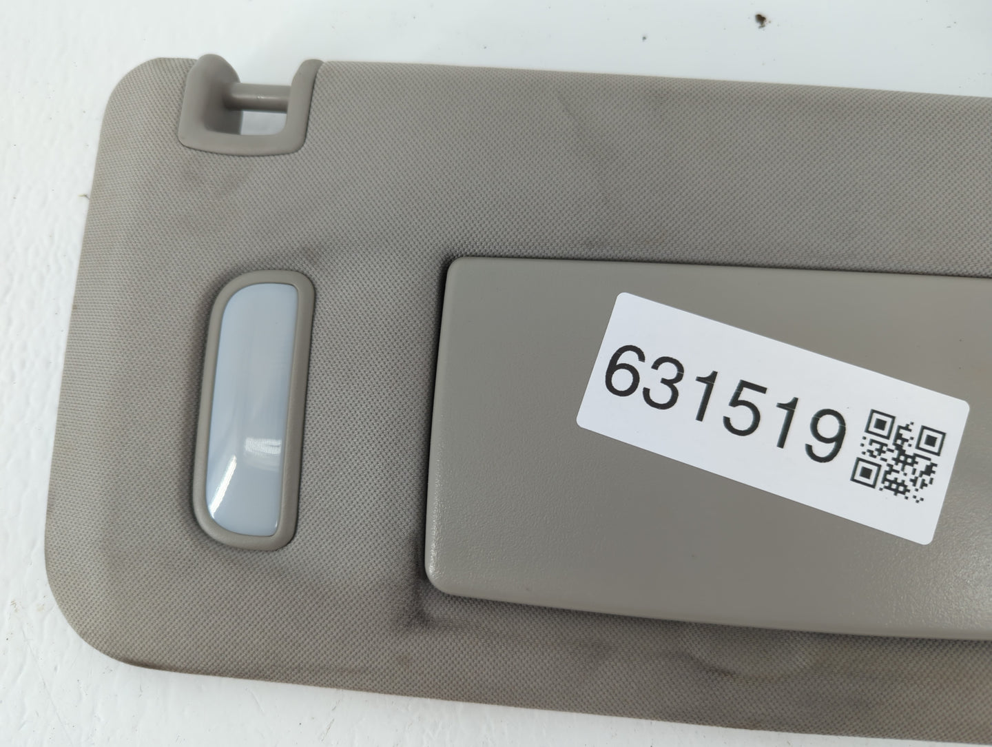 2012 Chevrolet Traverse Sun Visor Shade Replacement Passenger Right Mirror Fits OEM Used Auto Parts - Oemusedautoparts1.com