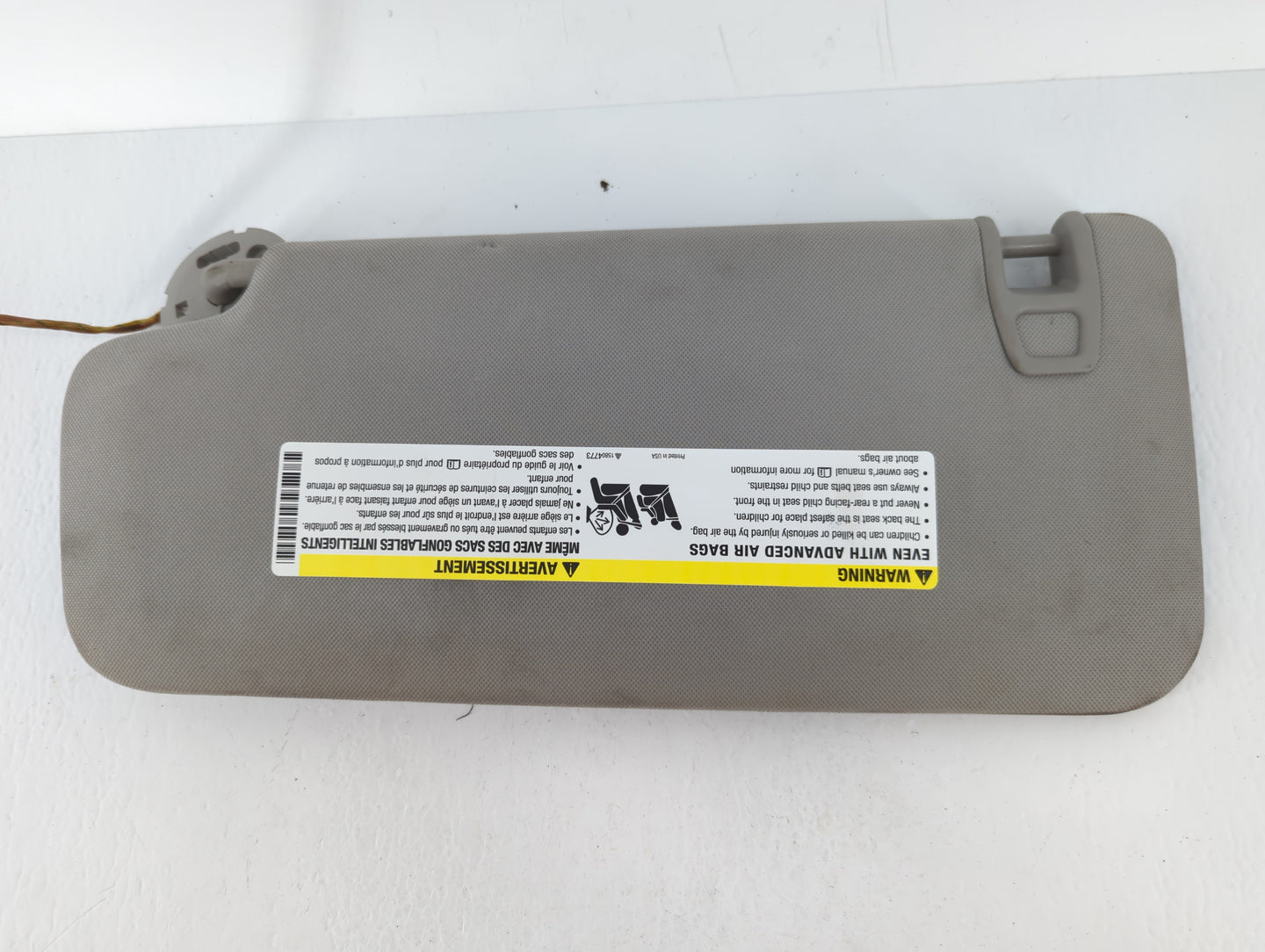 2012 Chevrolet Traverse Sun Visor Shade Replacement Passenger Right Mirror Fits OEM Used Auto Parts - Oemusedautoparts1.com