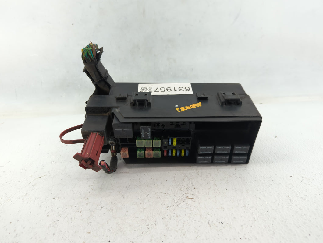 2013-2015 Toyota Rav4 Fusebox Fuse Box Panel Relay Module P/N:05269988AA Fits 2013 2014 2015 OEM Used Auto Parts