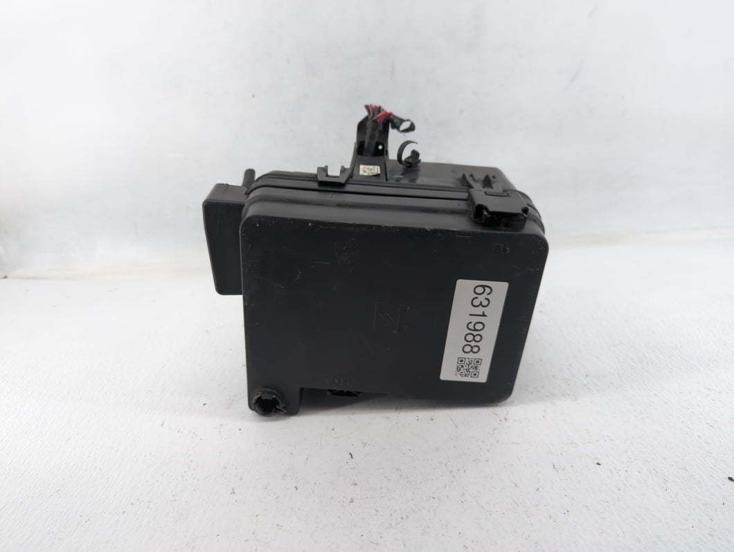 2013-2016 Chevrolet Equinox Fusebox Fuse Box Panel Relay Module P/N:22929762 01 Fits 2013 2014 2015 2016 OEM Used Auto Parts