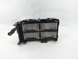 2018-2019 Chevrolet Malibu Fusebox Fuse Box Panel Relay Module P/N:84181106_03 Fits 2018 2019 OEM Used Auto Parts