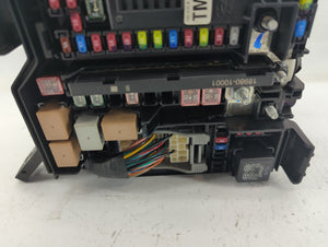 2019-2020 Hyundai Santa Fe Fusebox Fuse Box Panel Relay Module P/N:9120082400TA Fits 2019 2020 OEM Used Auto Parts