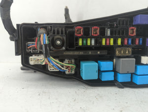 2004-2006 Lexus Es330 Fusebox Fuse Box Panel Relay Module P/N:82662-06730 Fits 2004 2005 2006 OEM Used Auto Parts