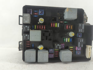 2012-2013 Chevrolet Sonic Fusebox Fuse Box Panel Relay Module P/N:95315649 Fits 2012 2013 OEM Used Auto Parts