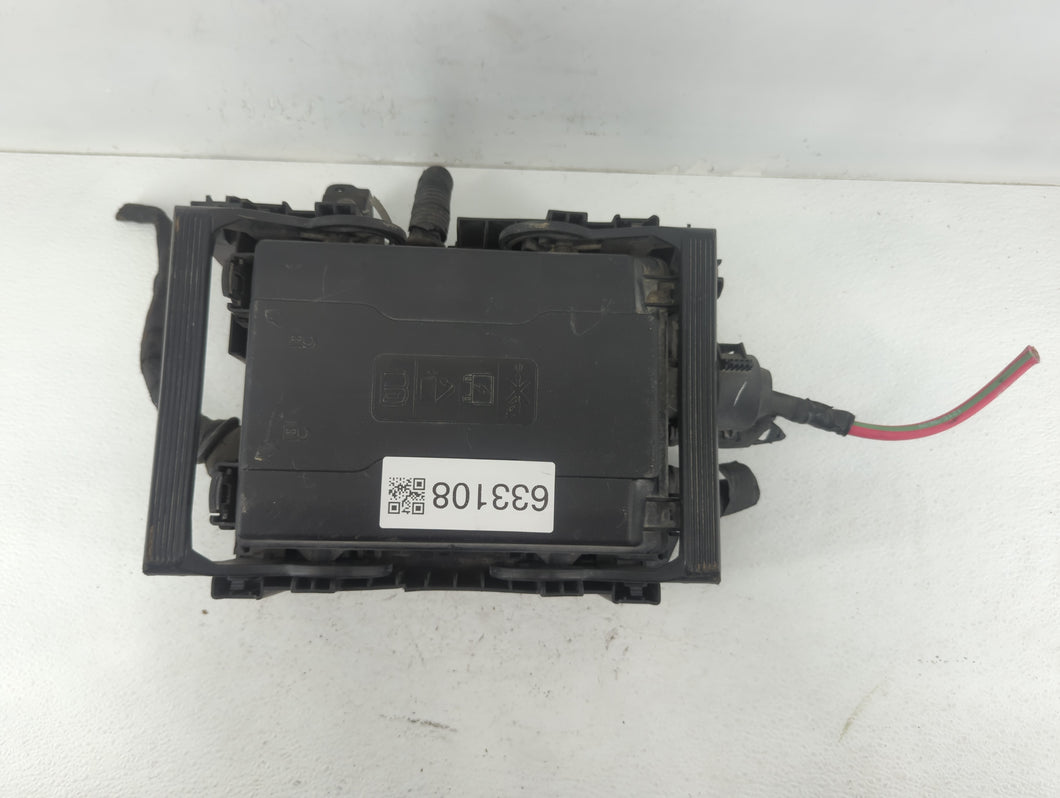 2015 Chevrolet Suburban 1500 Fusebox Fuse Box Panel Relay Module P/N:22773484 Fits 2016 2017 2018 2019 2020 OEM Used Auto Parts