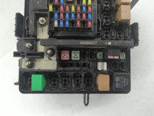 2016-2018 Hyundai Tucson Fusebox Fuse Box Panel Relay Module P/N:D3152 91422Y015 Fits 2016 2017 2018 OEM Used Auto Parts