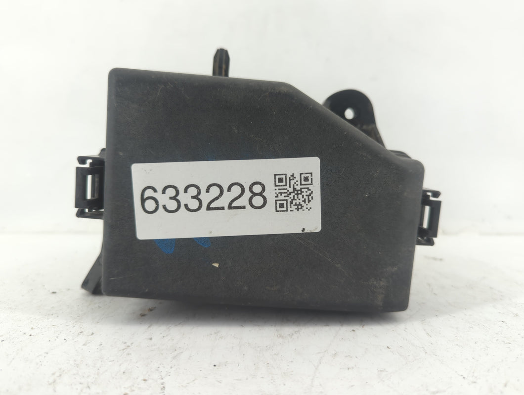 2013-2014 Hyundai Accent Fusebox Fuse Box Panel Relay Module P/N:91220-1R505 Fits 2013 2014 OEM Used Auto Parts