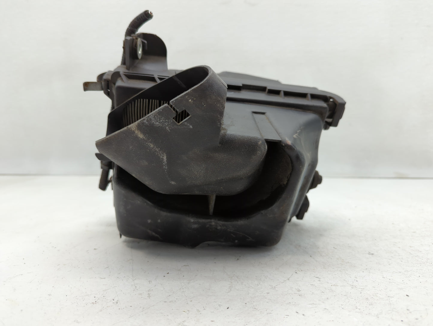 2014 Nissan Sentra Air Cleaner Intake-duct Hose Tube - Oemusedautoparts1.com