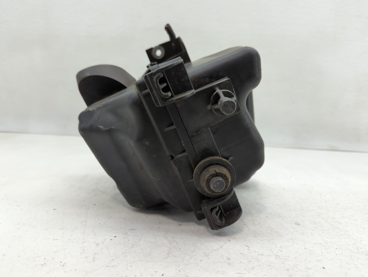 2014 Nissan Sentra Air Cleaner Intake-duct Hose Tube - Oemusedautoparts1.com