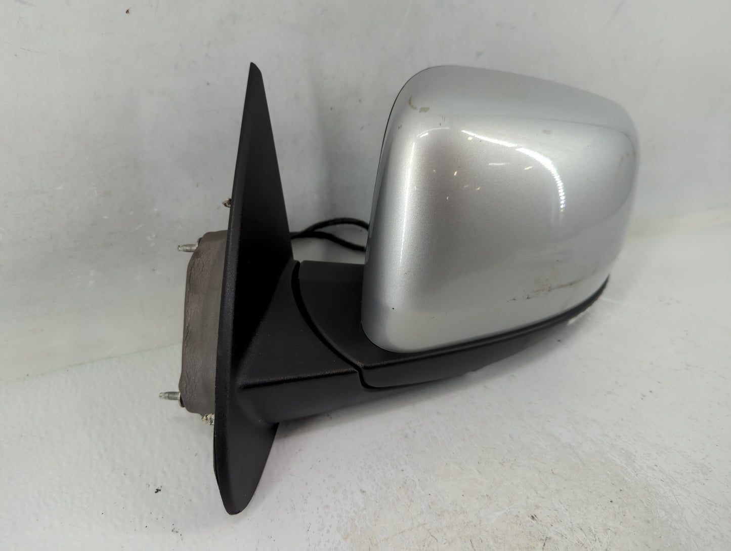 2011 Dodge Durango Side Mirror Replacement Driver Left View Door Mirror P/N:20290 1RC31WS2AG Fits OEM Used Auto Parts - Oemusedautoparts1.com