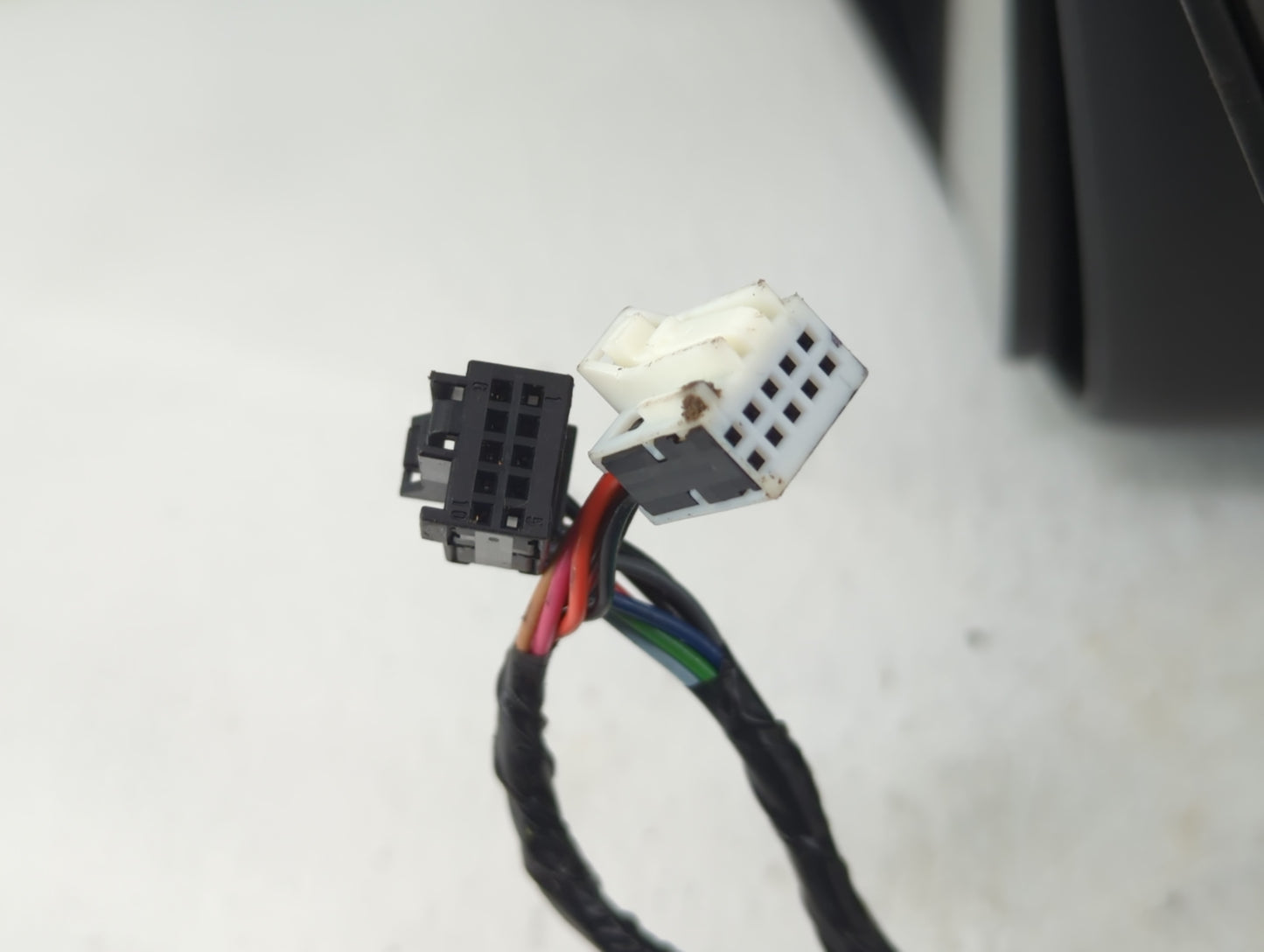 2011 Dodge Durango Side Mirror Replacement Driver Left View Door Mirror P/N:20290 1RC31WS2AG Fits OEM Used Auto Parts - Oemusedautoparts1.com