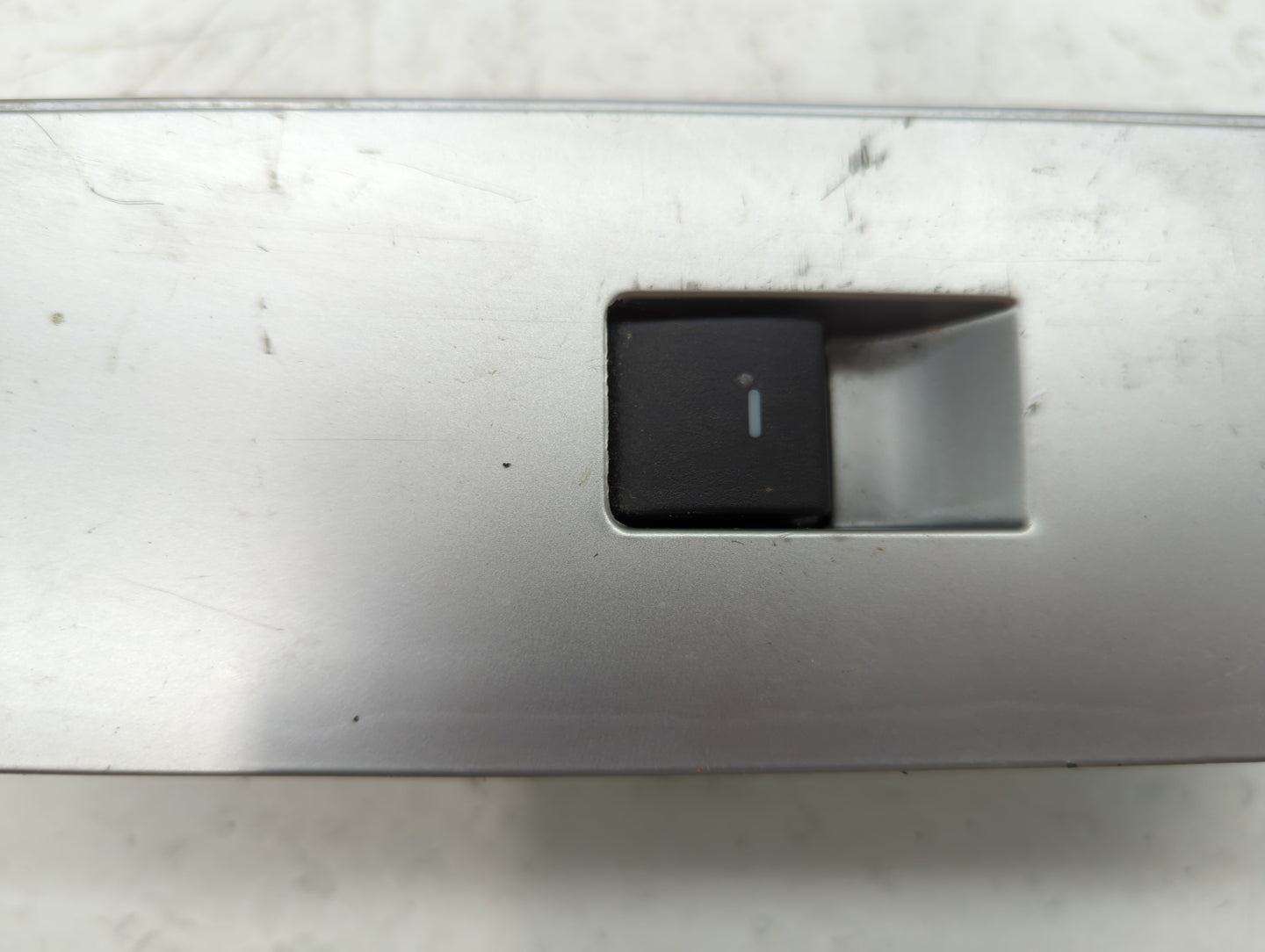 2008 Mercury Mountaineer Master Power Window Switch Replacement Driver Side Left P/N:7L2T-14A563-C 7L2T-14529-AAW Fits OEM Used Auto Parts - Oemusedautoparts1.com