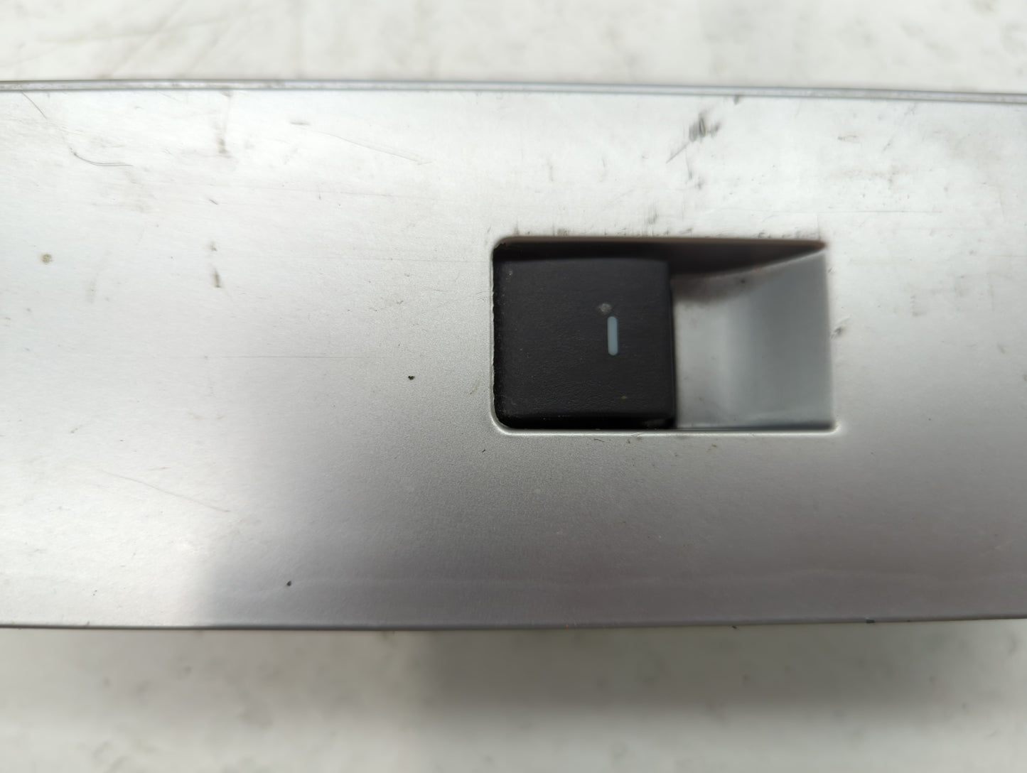 2008 Mercury Mountaineer Master Power Window Switch Replacement Driver Side Left P/N:7L2T-14A563-C 7L2T-14529-AAW Fits OEM Used Auto Parts - Oemusedautoparts1.com