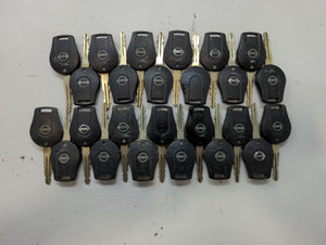 Lot of 25 Nissan Keyless Entry Remote Fob CWTWB1U751 | CWTWB1U816