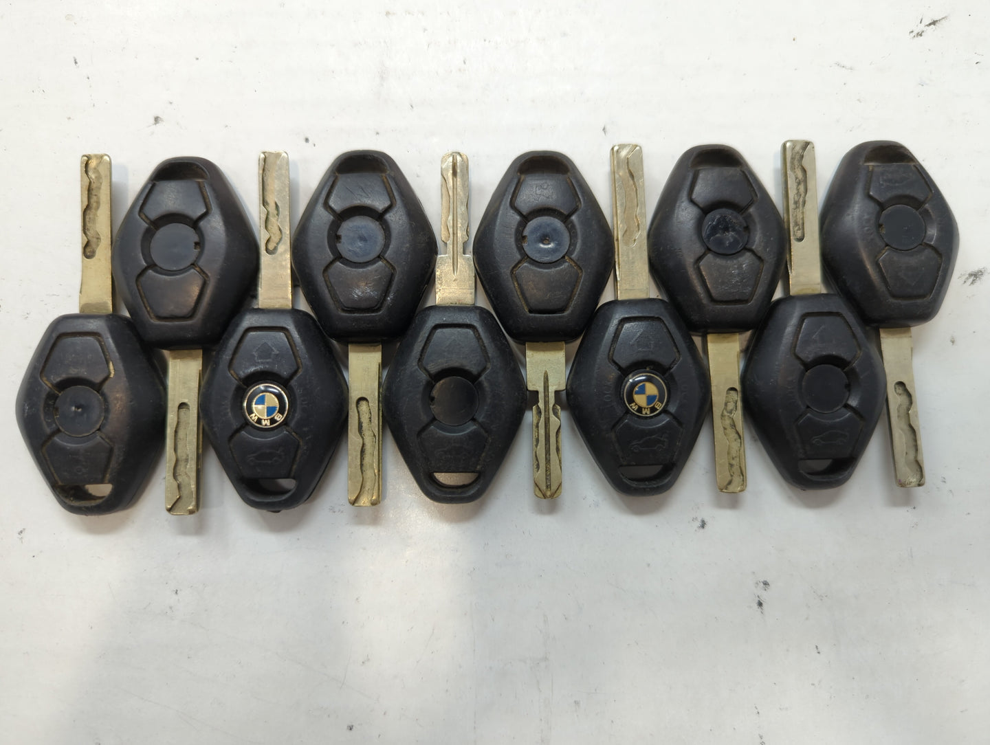 Lot of 10 Bmw Keyless Entry Remote Fob LX8-FZV | LX8 FZV | LX8FZV MIXED - Oemusedautoparts1.com