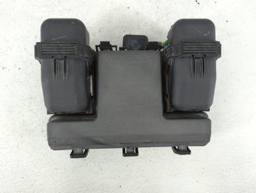 2017-2020 Ford Fusion Fusebox Fuse Box Panel Relay Module P/N:HG9T14D068BC-02 Fits Fits 2017 2018 2019 2020 OEM Used Auto Parts - Oemusedautoparts1.com