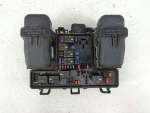 2017-2020 Ford Fusion Fusebox Fuse Box Panel Relay Module P/N:HG9T14D068BC-02 Fits Fits 2017 2018 2019 2020 OEM Used Auto Parts