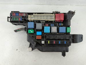 2004-2009 Toyota Prius Fusebox Fuse Box Panel Relay Module P/N:PP-T10 8644 YA1 Fits Fits 2004 2005 2006 2007 2008 2009 OEM Used Auto Parts