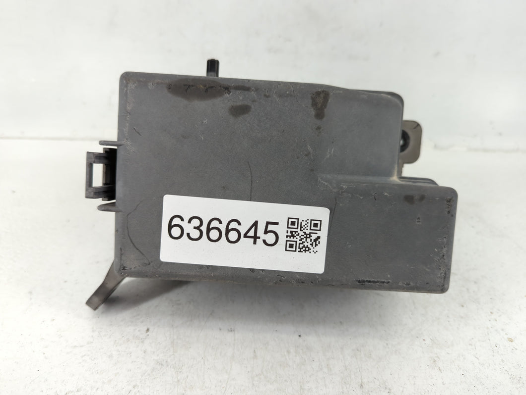 2012-2013 Kia Soul Fusebox Fuse Box Panel Relay Module P/N:9407 2K 142 Fits Fits 2012 2013 OEM Used Auto Parts