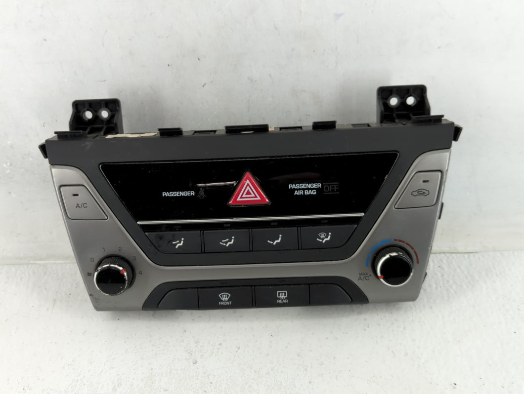 2017-2018 Hyundai Elantra Climate Control Module Temperature AC/Heater Replacement P/N:97250-F2XXX Fits Fits 2017 2018 OEM Used Auto Parts