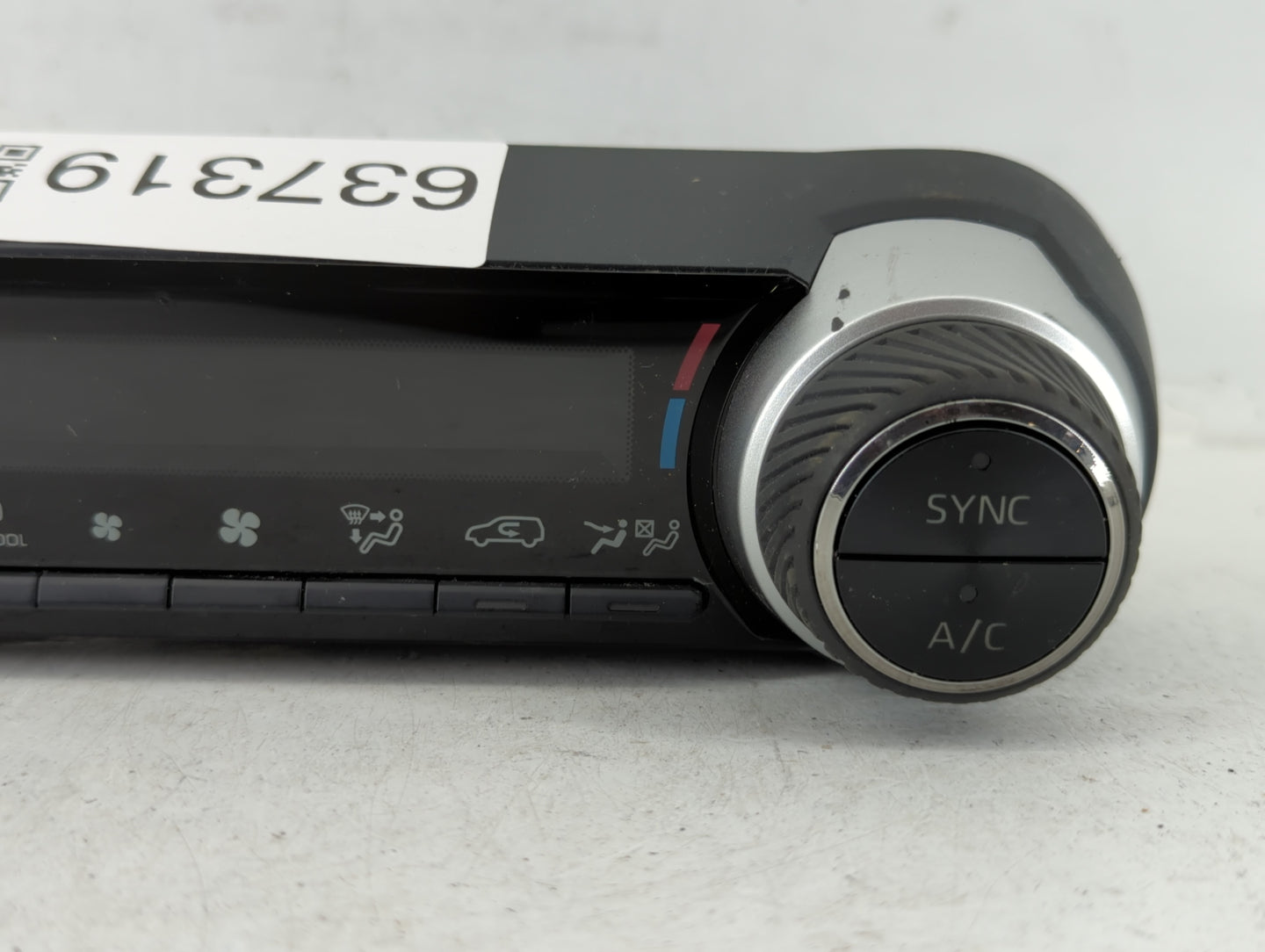 2004 Blank Key Toyota Climate Control Module Temperature AC/Heater Replacement P/N:863-4T96 5590G-0R190 Fits OEM Used Auto Parts - Oemusedautoparts1.com