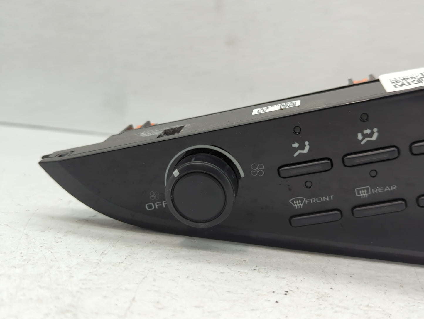 2018 Toyota Camry Climate Control Module Temperature AC/Heater Replacement P/N:55900-06470 84175393 Fits OEM Used Auto Parts - Oemusedautoparts1.com