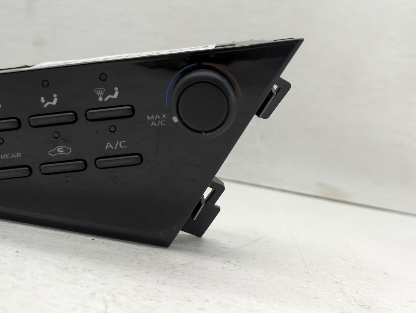 2018 Toyota Camry Climate Control Module Temperature AC/Heater Replacement P/N:55900-06470 84175393 Fits OEM Used Auto Parts - Oemusedautoparts1.com