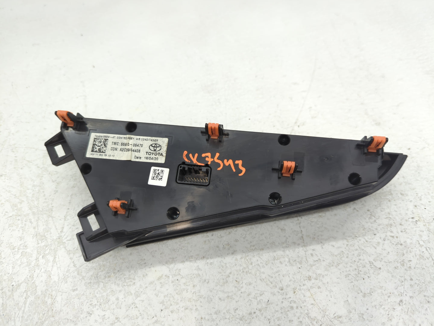 2018 Toyota Camry Climate Control Module Temperature AC/Heater Replacement P/N:55900-06470 84175393 Fits OEM Used Auto Parts - Oemusedautoparts1.com