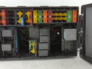 2000-2005 Ford Focus Fusebox Fuse Box Panel Relay Module P/N:98AG-14A076-CD Fits Fits 2000 2001 2002 2003 2004 2005 OEM Used Auto Parts