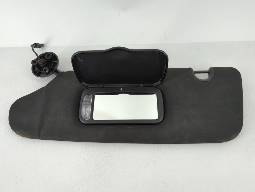 2018 Dodge Caravan Sun Visor Shade Replacement Passenger Right Mirror Fits Fits 2011 2012 2013 2014 2015 2016 2017 2019 2020 OEM Used Auto Parts