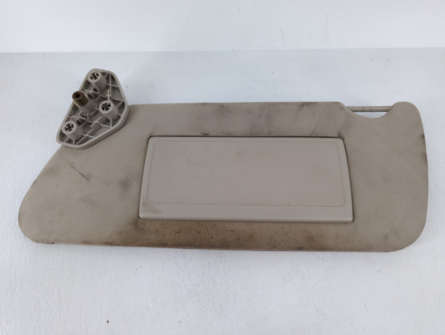 2008 Hummer H3 Sun Visor Shade Replacement Driver Left Mirror Fits OEM Used Auto Parts - Oemusedautoparts1.com