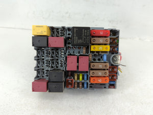 2015-2021 Jeep Renegade Fusebox Fuse Box Panel Relay Module P/N:4RA23720 51987784 Fits Fits 2015 2016 2017 2018 2019 2020 2021 OEM Used Auto Parts