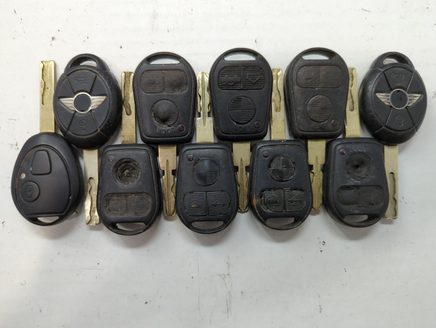 Lot of 10 Bmw Keyless Entry Remote Fob LX8 FZV MIXED PART NUMBERS - Oemusedautoparts1.com