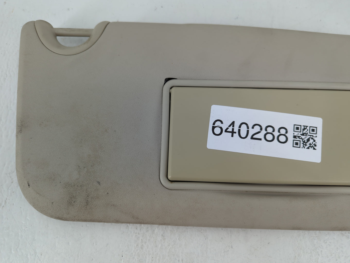 2013 Dodge Journey Sun Visor Shade Replacement Passenger Right Mirror Fits OEM Used Auto Parts - Oemusedautoparts1.com