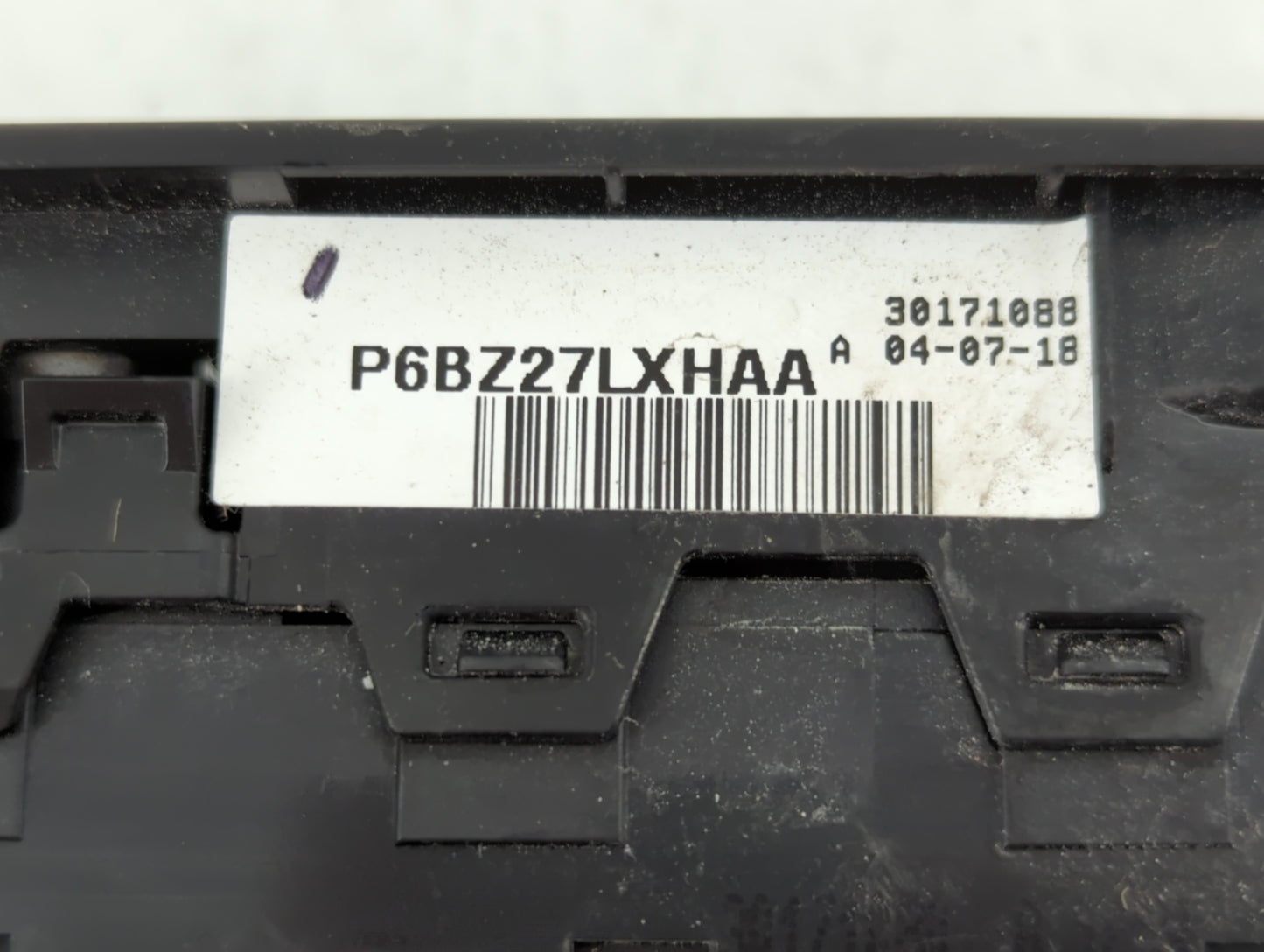 2018 Jeep Compass Master Power Window Switch Replacement Driver Side Left P/N:P6BZ27LXHAA Fits OEM Used Auto Parts - Oemusedautoparts1.com
