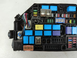 2014-2019 Toyota Corolla Fusebox Fuse Box Panel Relay Module P/N:82662-02K60 Fits Fits 2014 2015 2016 2017 2018 2019 OEM Used Auto Parts