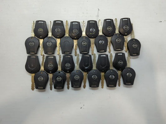 Lot of 25 Nissan Keyless Entry Remote Fob CWTWB1U751 | CWTWB1U816