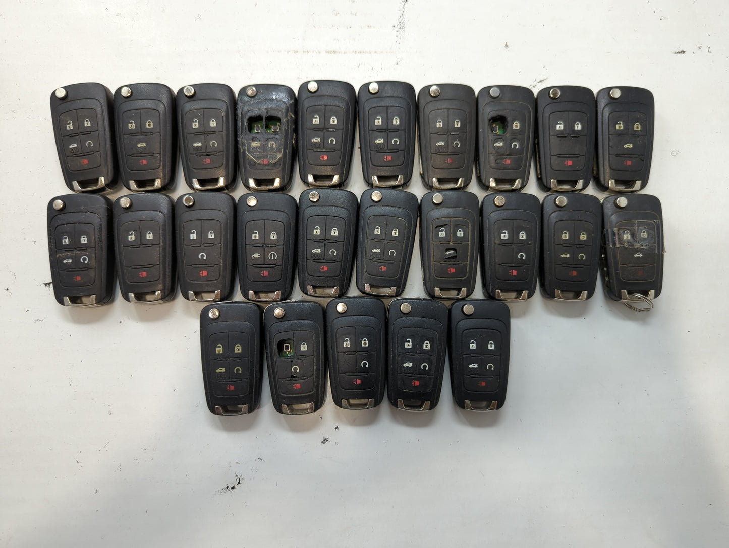 Lot of 25 Chevrolet Keyless Entry Remote Fob MIXED FCC IDS MIXED PART - Oemusedautoparts1.com