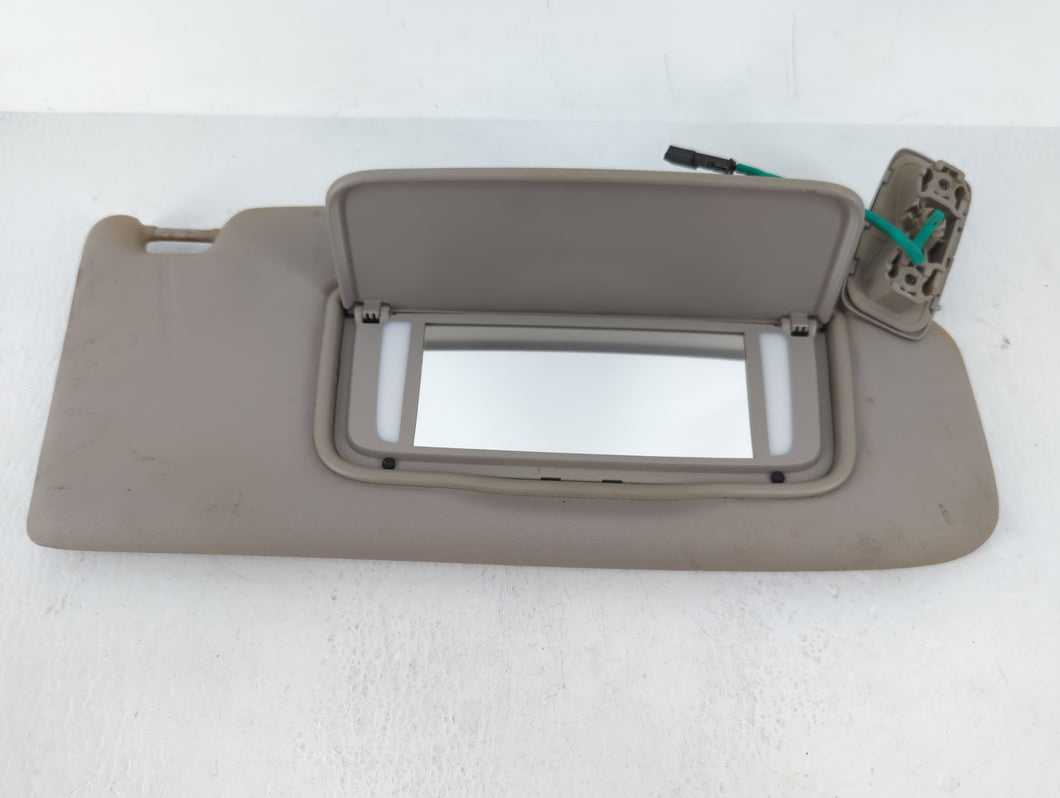 2004-2006 Volvo S40 Sun Visor Shade Replacement Passenger Right Mirror Fits Fits 2004 2005 2006 OEM Used Auto Parts