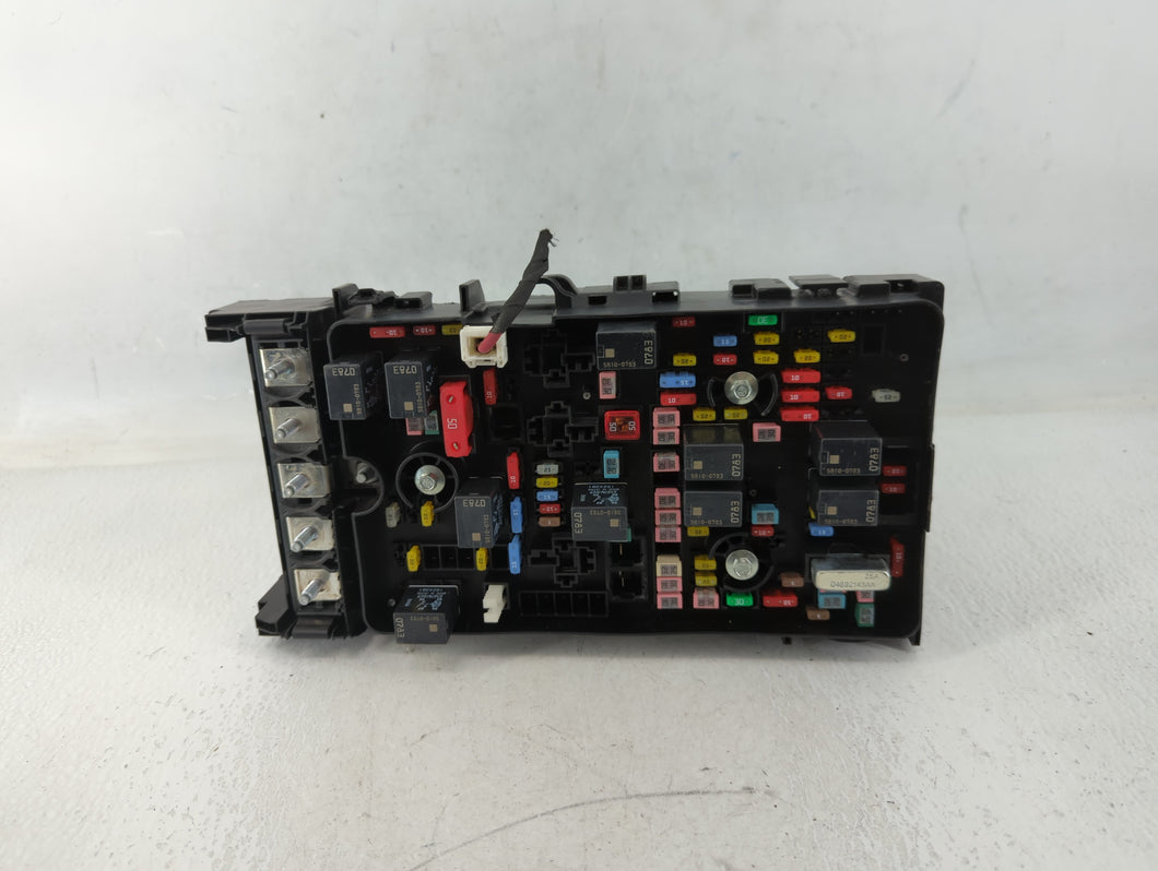 2020-2022 Chrysler Voyager Fusebox Fuse Box Panel Relay Module P/N:6356-5509 Fits Fits 2020 2021 2022 OEM Used Auto Parts