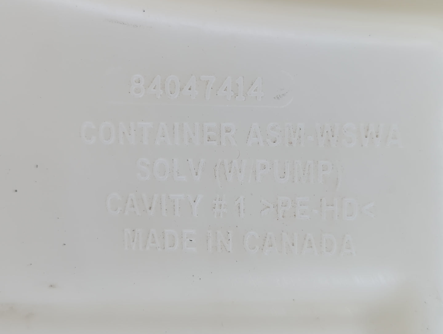 2017-2017 Gmc Terrain Windshield Washer Fluid Reservoir Bottle Oem - Oemusedautoparts1.com