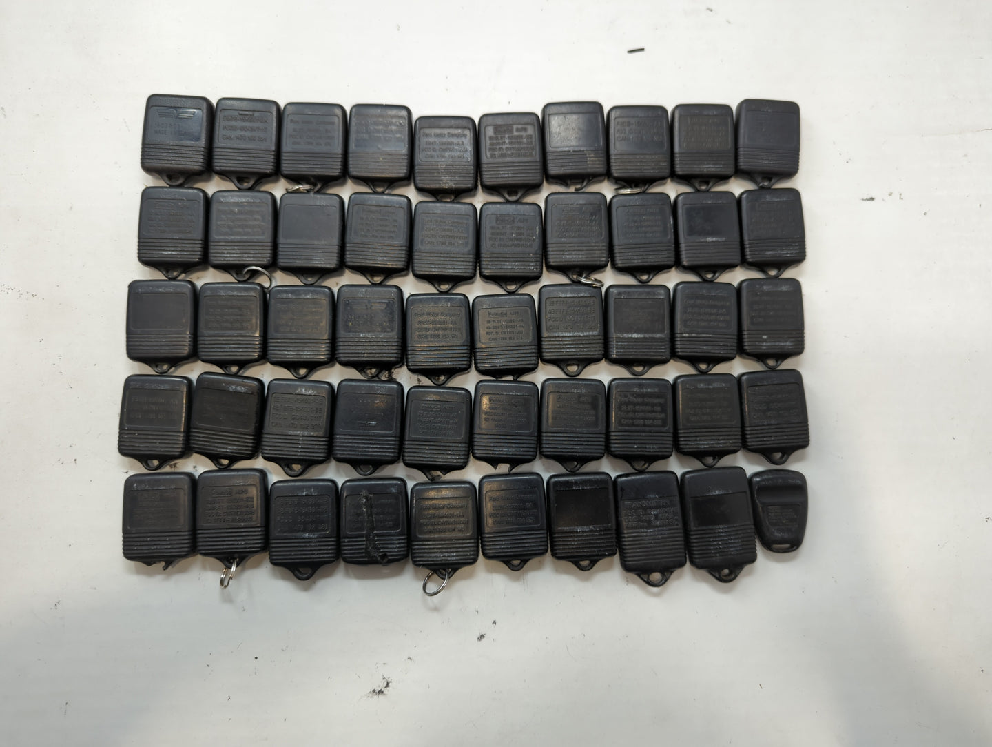 Lot of 50 Ford Keyless Entry Remote Fob MIXED FCC IDS MIXED PART NUMBERS - Oemusedautoparts1.com