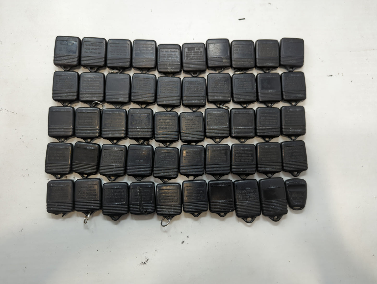 Lot of 50 Ford Keyless Entry Remote Fob MIXED FCC IDS MIXED PART NUMBERS - Oemusedautoparts1.com