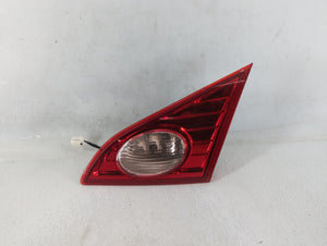 2009-2010 Nissan Murano Tail Light Assembly Passenger Right OEM P/N:E423266 Fits Fits 2009 2010 OEM Used Auto Parts