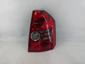 2008-2010 Chrysler 300 Tail Light Assembly Passenger Right OEM P/N:04806372AB 04806370AB Fits Fits 2008 2009 2010 OEM Used Auto Parts