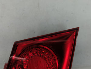 2011-2016 Chevrolet Cruze Tail Light Assembly Passenger Right OEM P/N:2T 11 1P GM 11-6357-00-CA Fits OEM Used Auto Parts