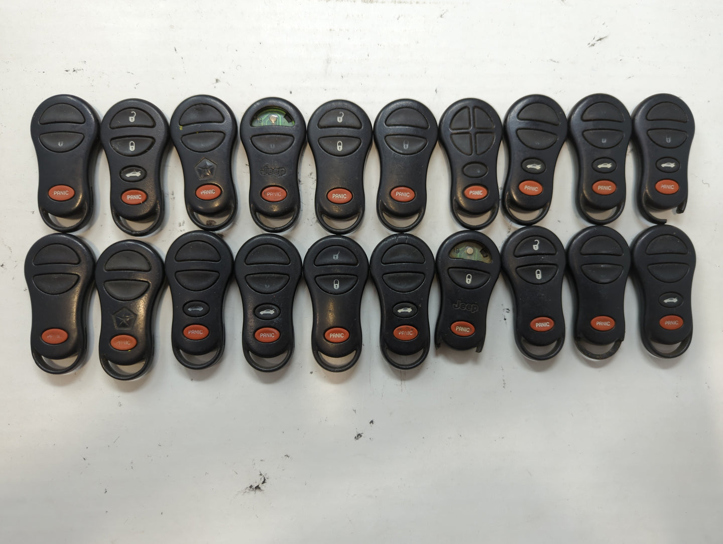 Lot of 20 Dodge Keyless Entry Remote Fob GQ43VT9T | GQ43VTI7T 04671541AE - Oemusedautoparts1.com