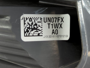 2015-2016 Honda Cr-V Tail Light Assembly Passenger Right OEM P/N:UN07FXT1WXA0 Fits Fits 2015 2016 OEM Used Auto Parts