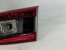 2020 Subaru Xv Tail Light Assembly Passenger Right OEM P/N:84251-FL100 R996EA 036X Fits OEM Used Auto Parts